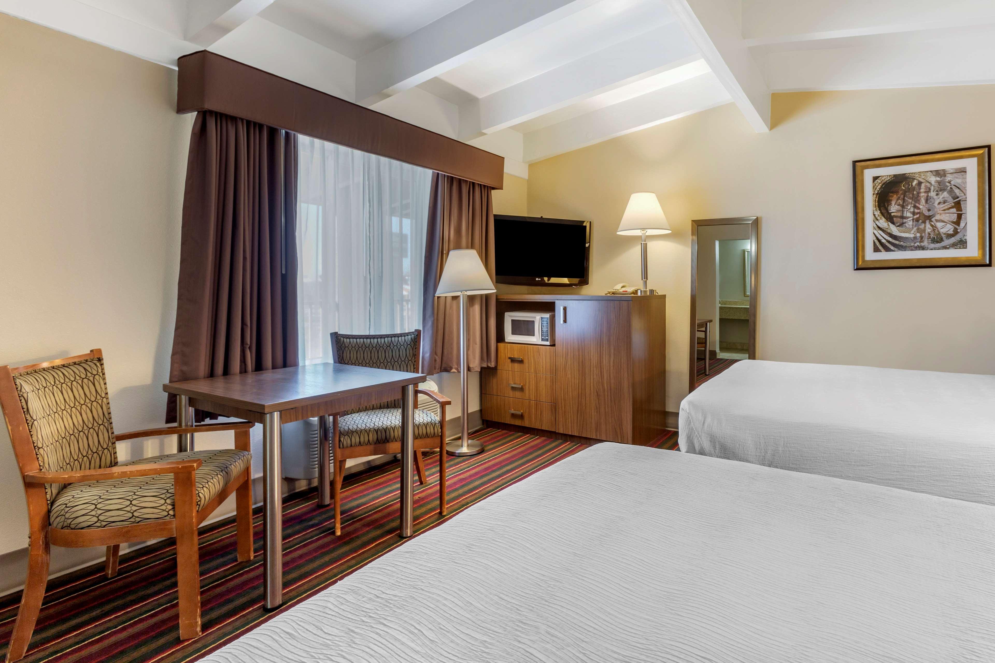 Best Western El Rancho Palacio Розуэлл Экстерьер фото