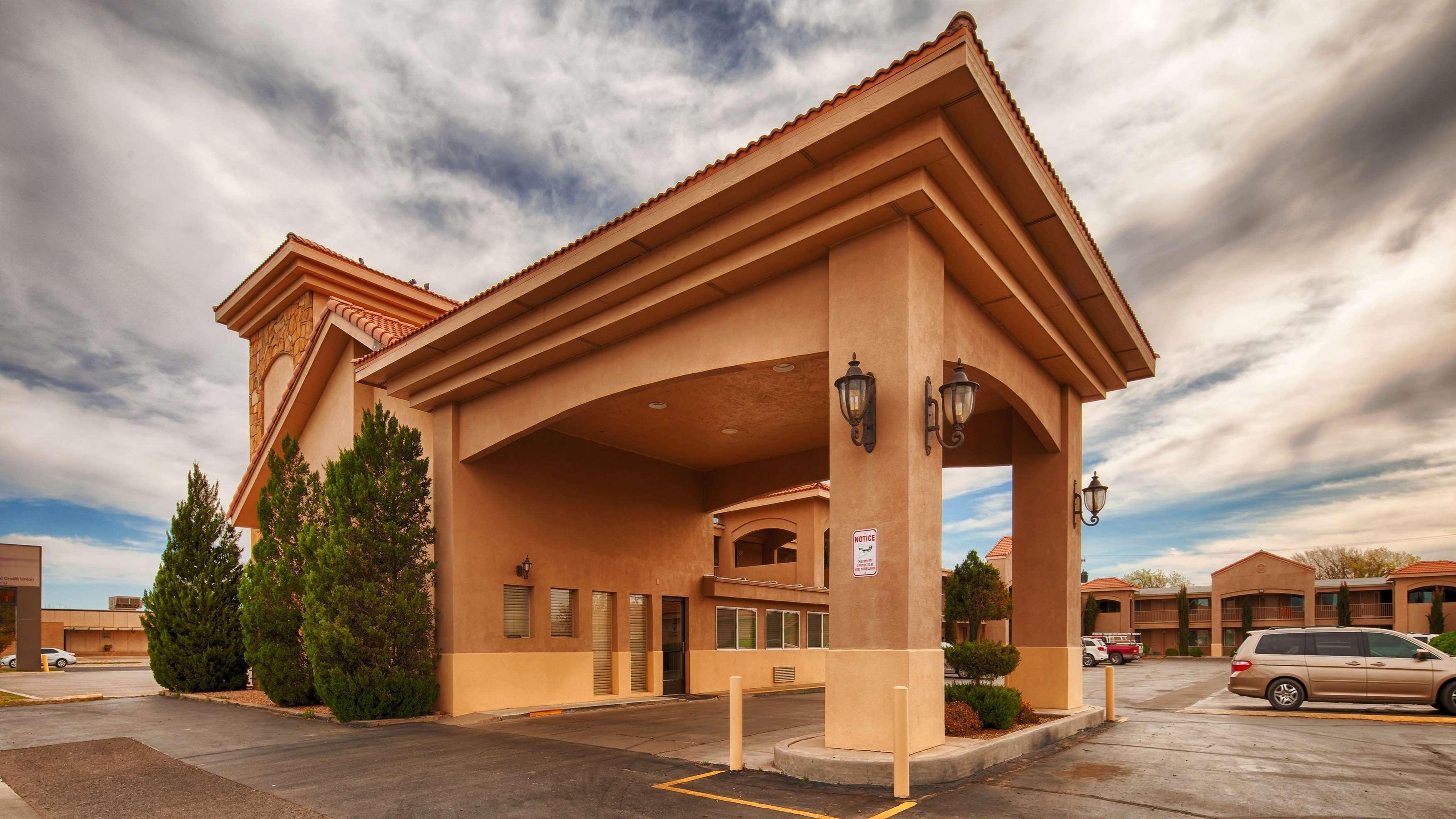 Best Western El Rancho Palacio Розуэлл Экстерьер фото