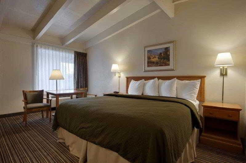 Best Western El Rancho Palacio Розуэлл Экстерьер фото